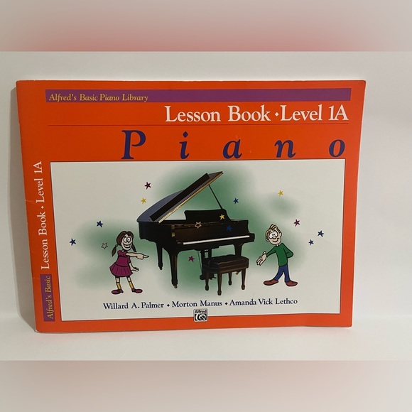 Alfred’s Basic Piano Library Recital, Theory and Lesson Books-Pre-owned - Picture 4 of 8